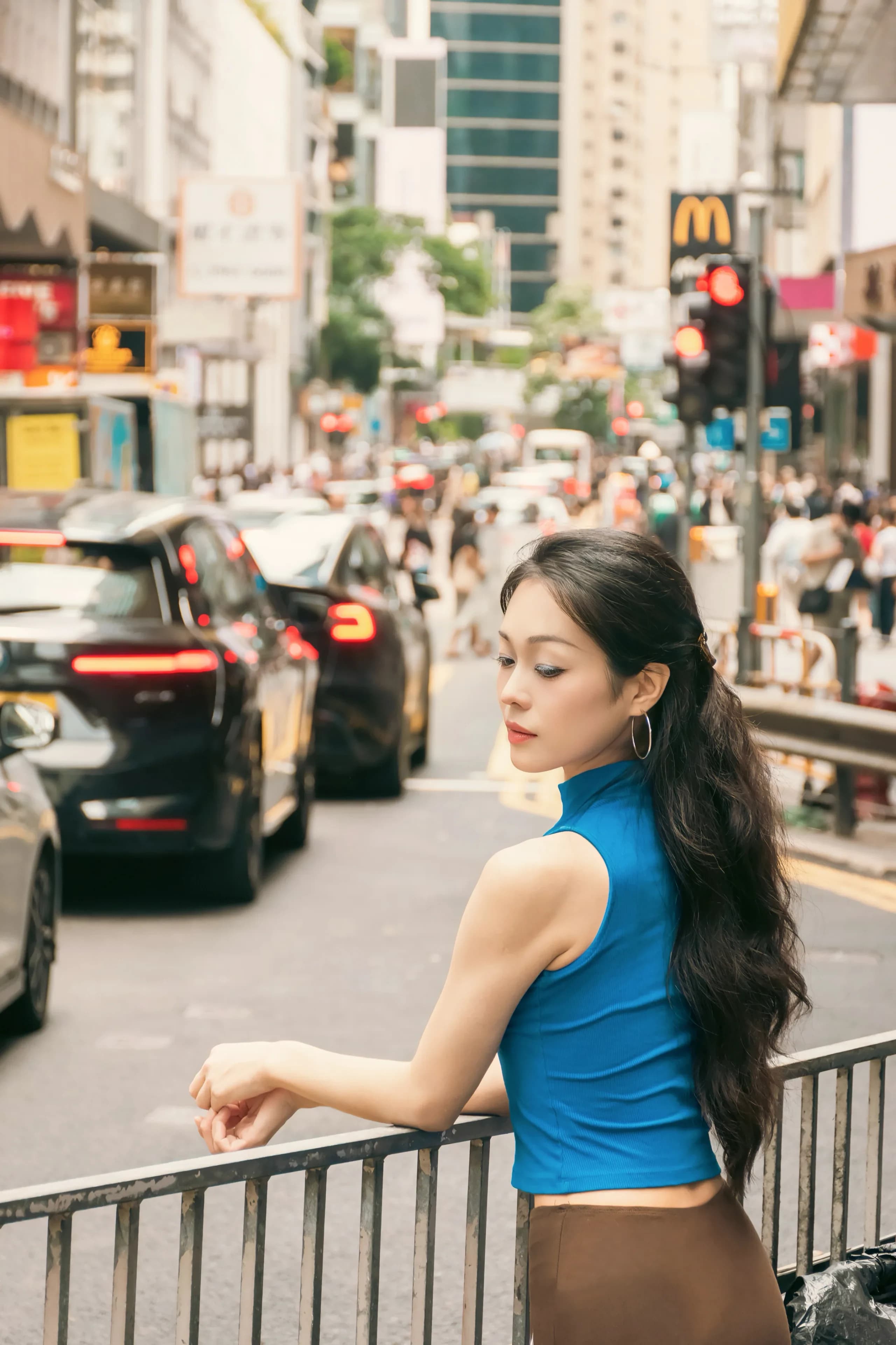 Clara in Central, Hong Kong, frame 2