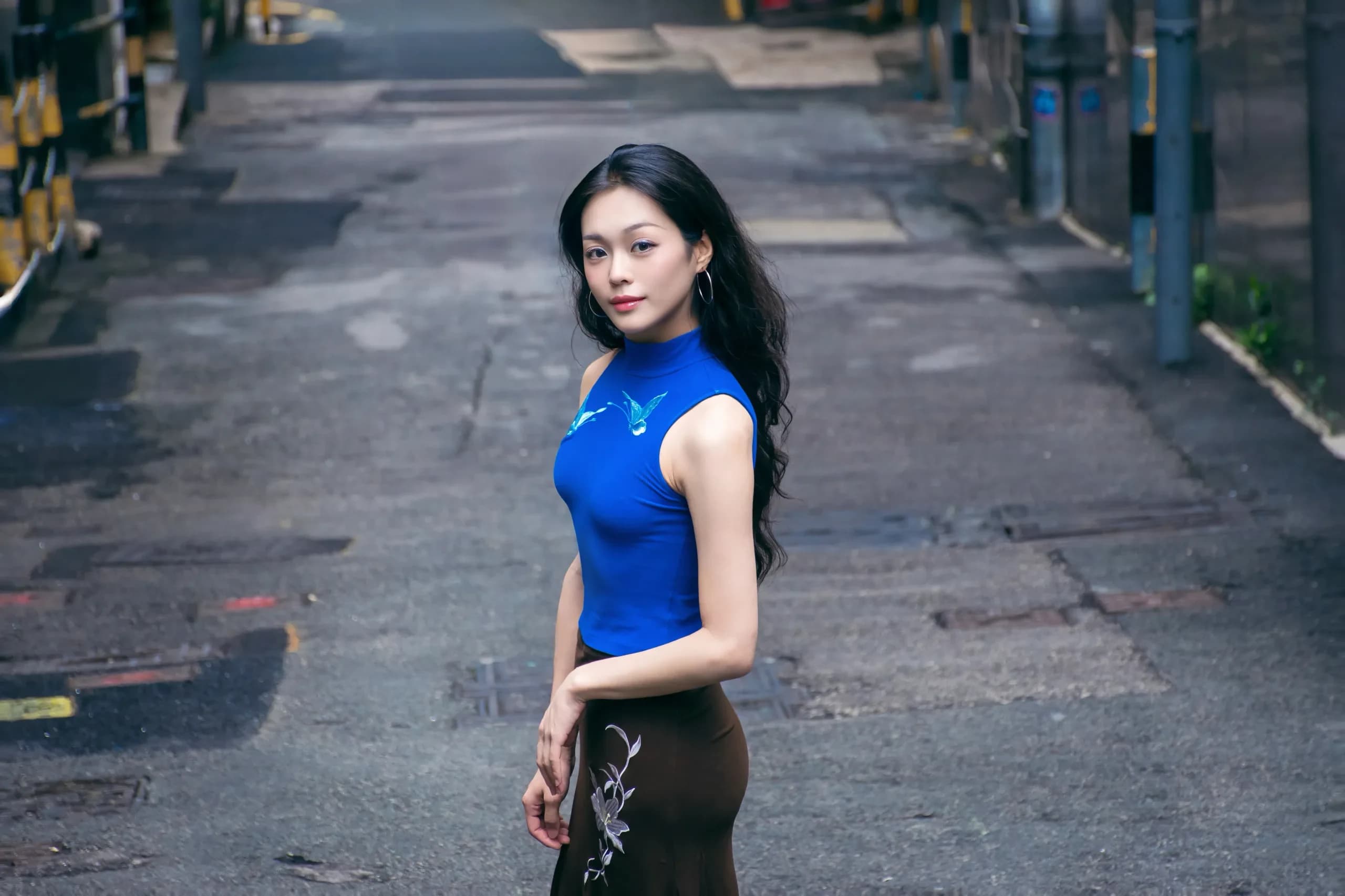 Clara in Central, Hong Kong, frame 8
