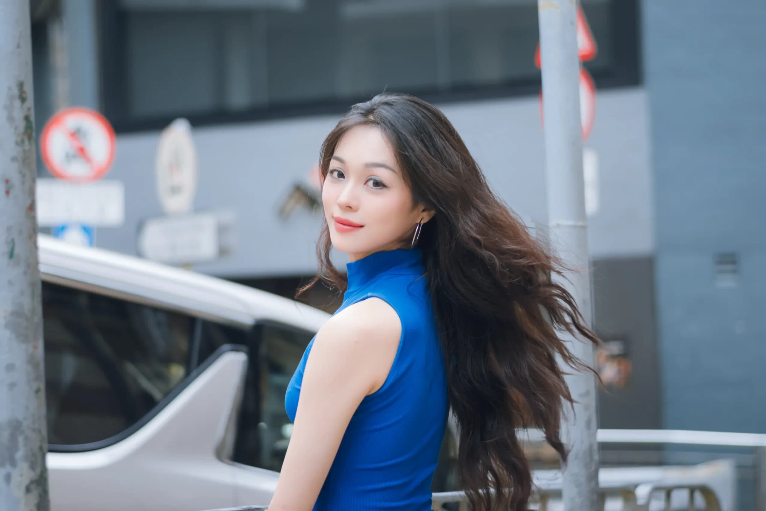 Clara in Central, Hong Kong, frame 10